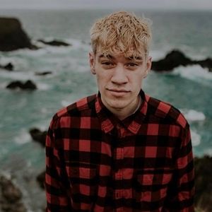 Meet your Posher, Jarrod